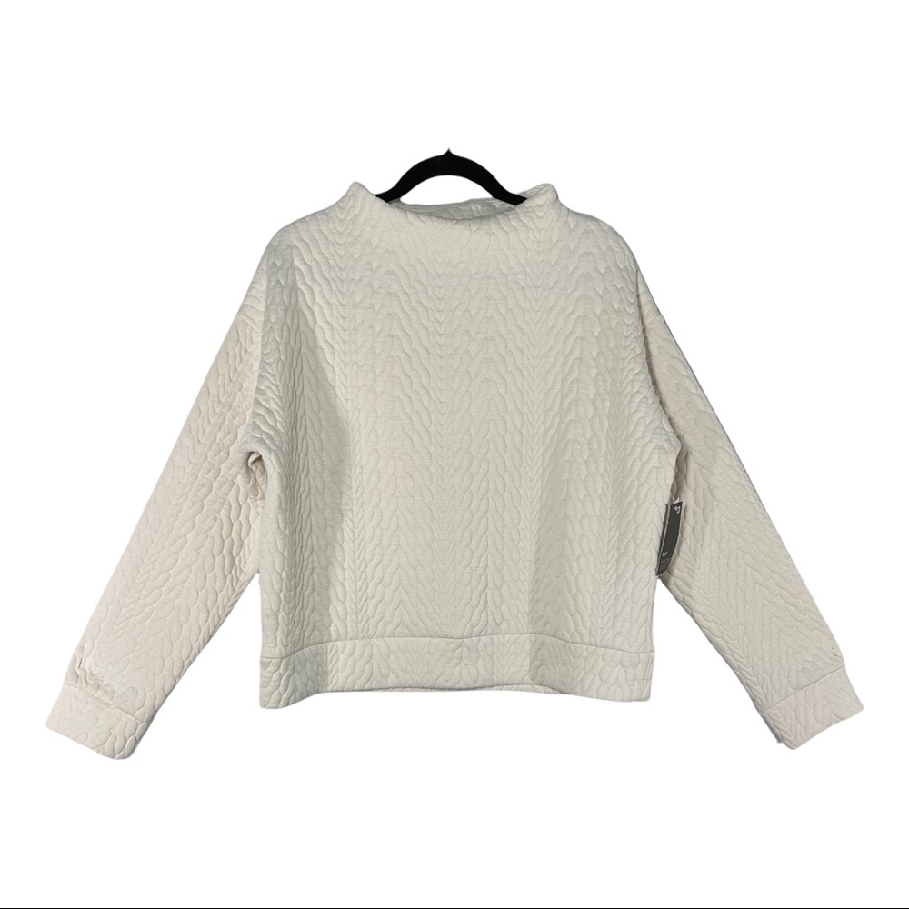 NWT GAP Fit Quilted Pullover